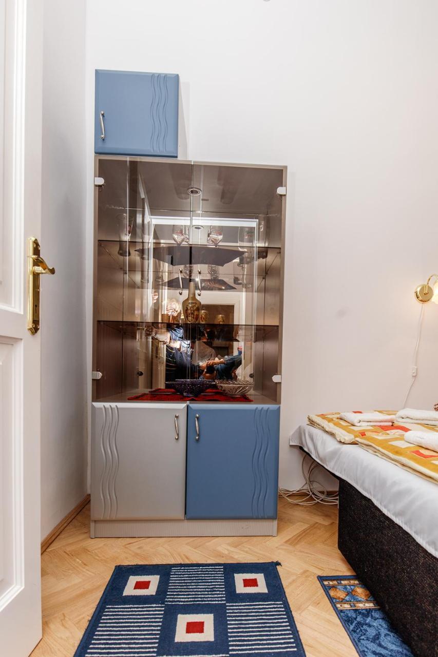 Arany Csillag Apartman Eger Eksteriør bilde